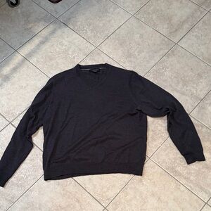 Bloomingdale's Men's Charcoal V-Neck Sweater